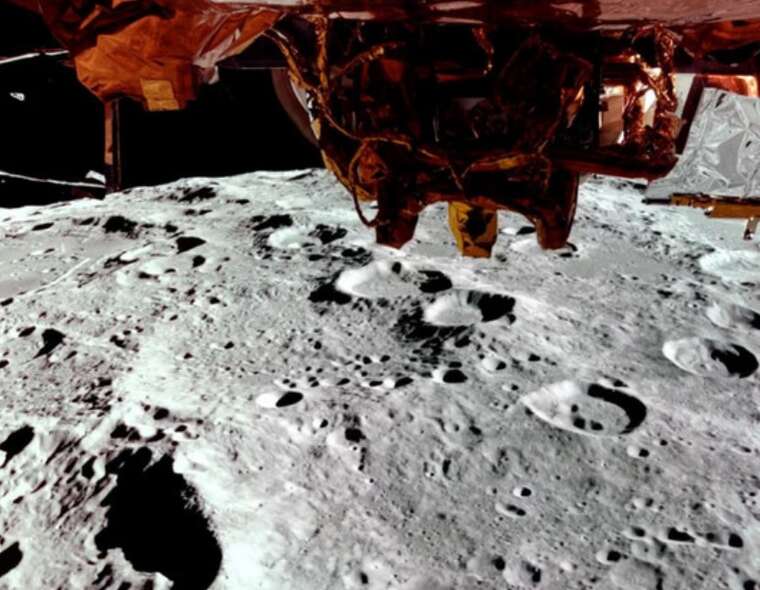 Космічний апарат Blue Ghost успішно приземлився на поверхню Місяця