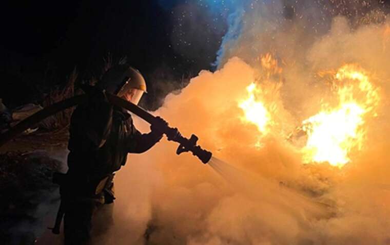 Російська армія атакувала дронами Кривий Ріг: момент удару потрапив на відео