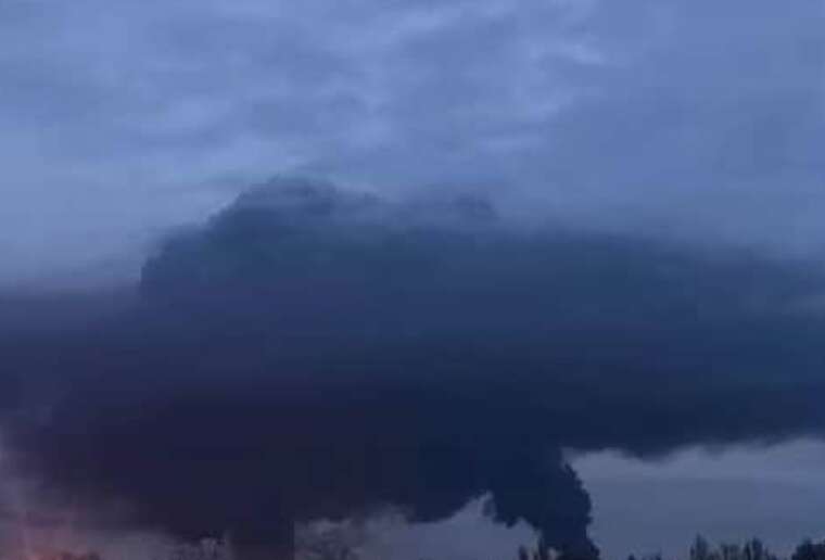 In Odesa, after the attack of "shaheds," residential buildings and a business center were damaged