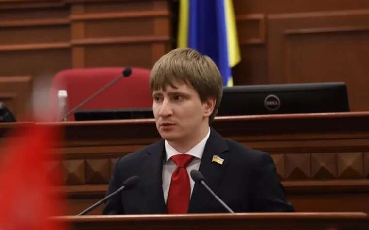 The associate of Klychko, the secretary of the Kyiv City Council Volodymyr Bondarenko, is a key member of the fugitive Komarnytskyis gang?