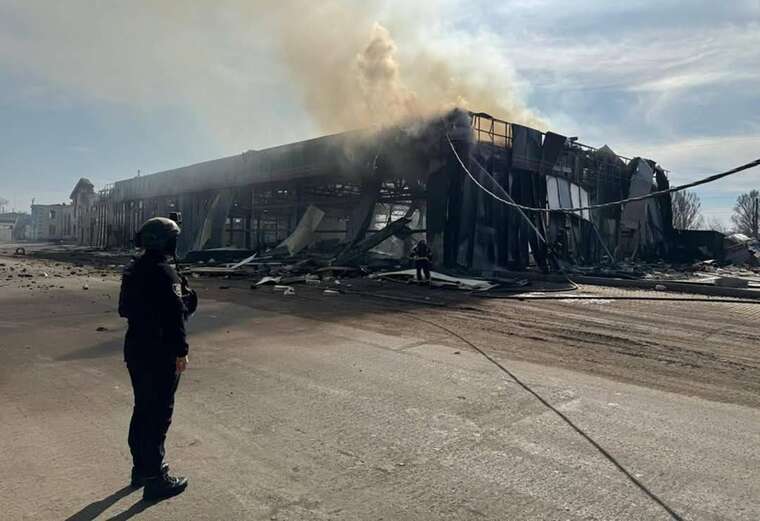 РФ масовано атакувала авіабомбами Костянтинівку: четверо поранених