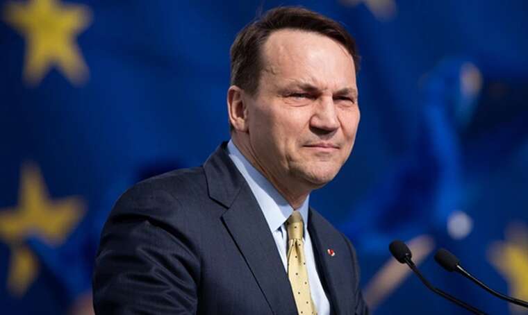Цікаво побачити опитування в ЄС щодо членства Угорщини, - Сікорський