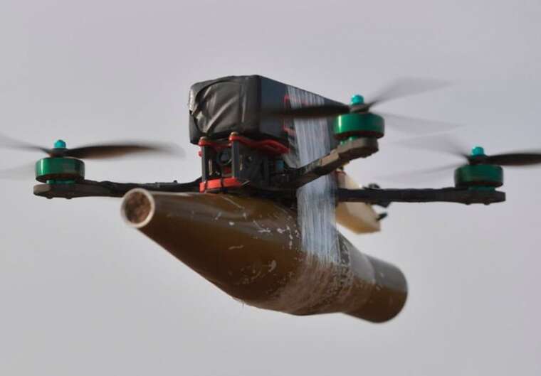 У Херсоні внаслідок атаки російського безпілотника постраждало двоє осіб