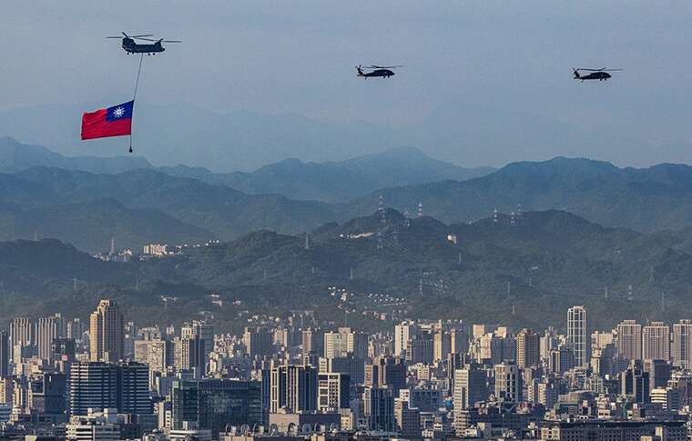 США намагаються прискорити постачання зброї Тайваню