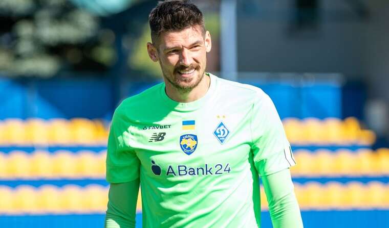 Украинский вратарь Денис Бойко объявил о завершении карьеры