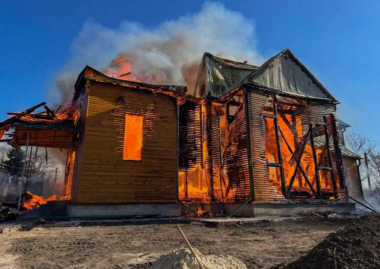 В Тернопольской области сгорела старая церковь