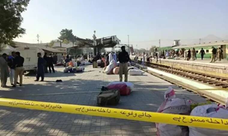 Бойовики взяли в заручники 450 пасажирів поїзда в Пакистані: частину вже звільнили