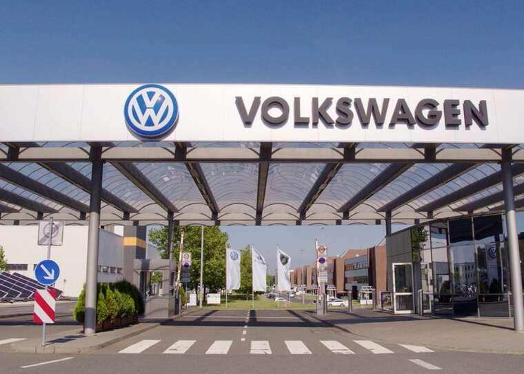  Volkswagen        