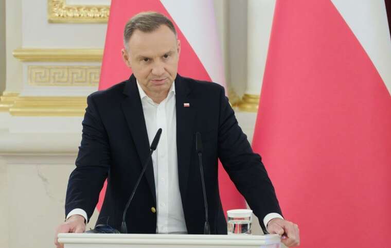 FT: Дуда закликав США розмістити ядерну зброю на території Польщі