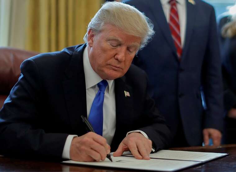 Трамп подписал закон, сокращающий функции Агентства по глобальным медиа