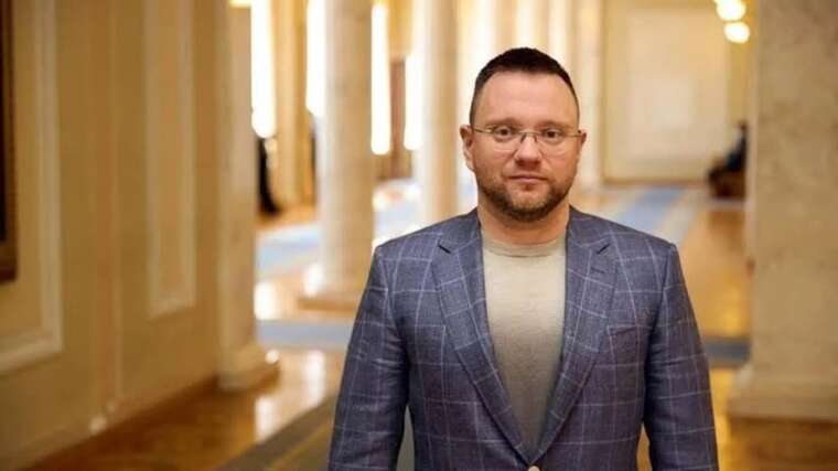 Oleh Dundas wife is involved in questionable business operations: the owners are implicated in the embezzlement of state funds