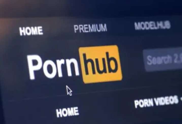       Pornhub,  