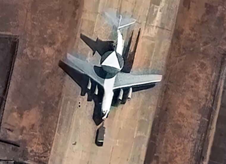 Північна Корея створила власний літак для далекого радіолокаційного стеження