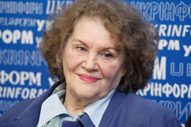 День народження Ліни Костенко: як виглядає та живе легендарна поетеса