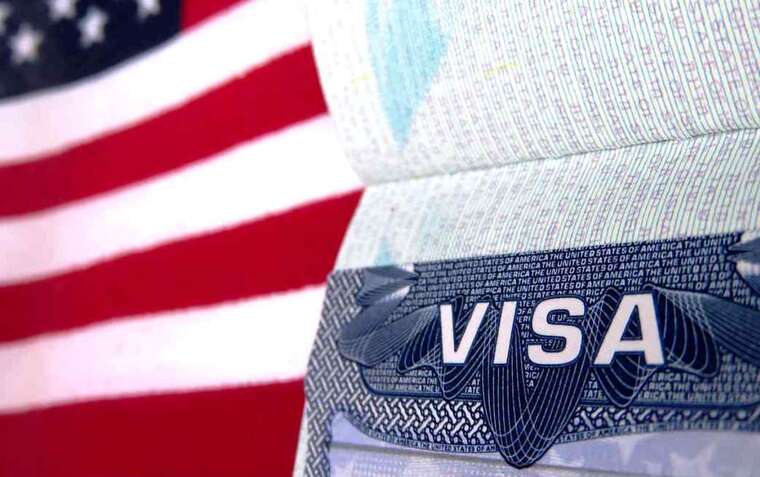 США продали 1000 «золотих віз» на 5 мільярдів доларів за добу