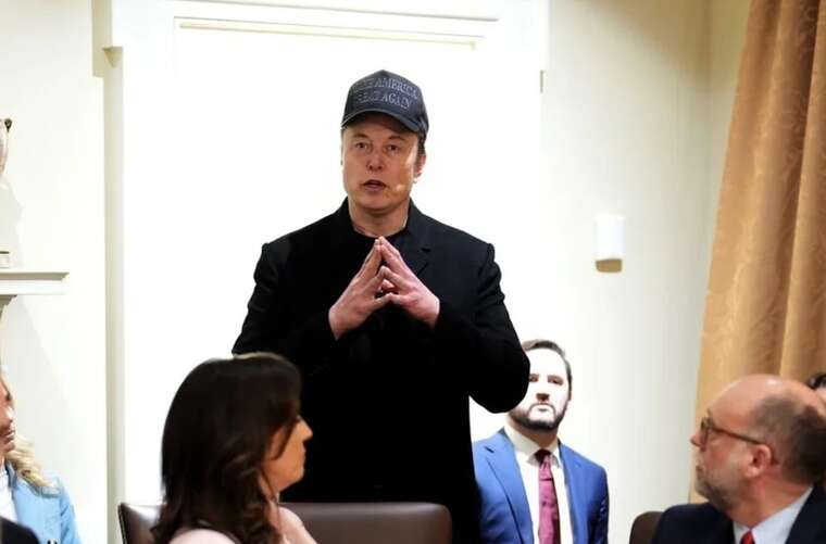 Союзники Трампа закликають Маска менше спілкуватися з пресою через суперечливі заяви