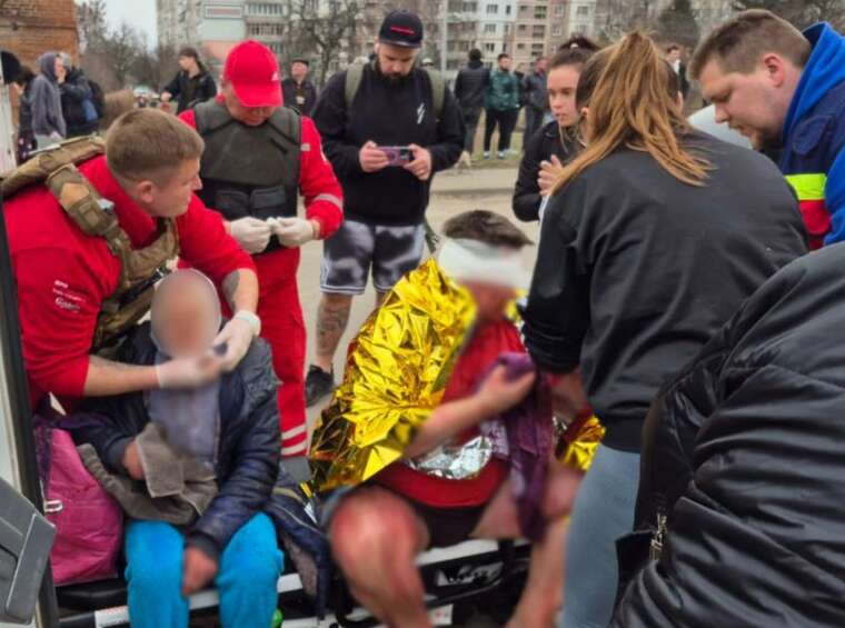 У Сумах серед постраждалих четверо дітей: в дитсадках орагнізовано штаби допомоги