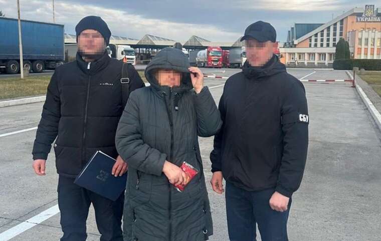 Експосадовицю пологового будинку екстрадують із Німеччини: привласнила 4,5 мільйони гривень заробітної плати співробітників