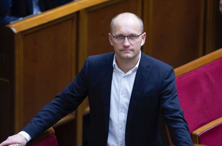 Фірмі дружини «Слуги народу» Аліксійчука не дали проводити експертизи будівельних проектів