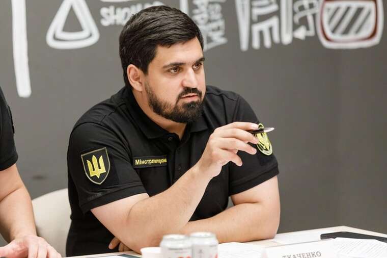 В БЕБ скаржаться Тимуру Ткаченку на ігнорування з боку підлеглих Кличка