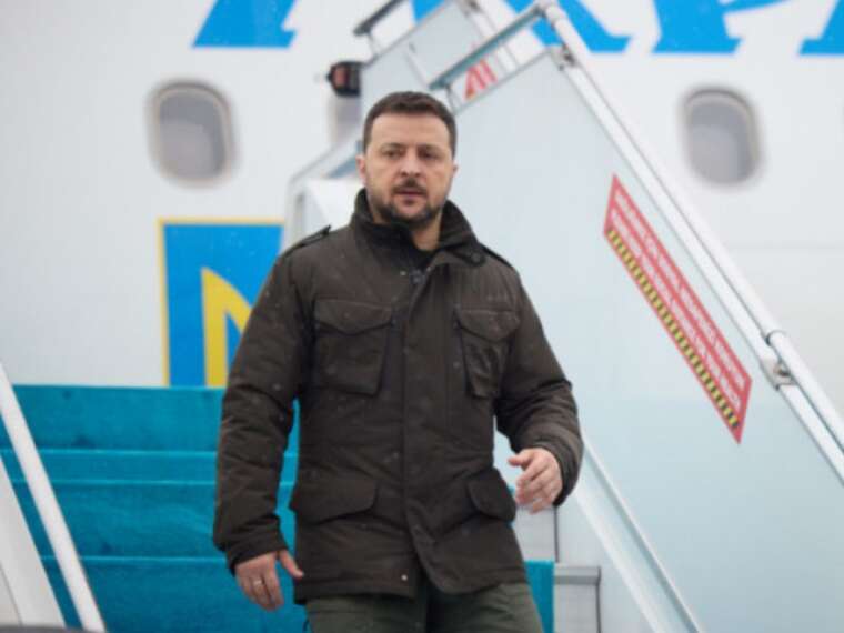 Зеленский прибыл с официальным визитом во Францию