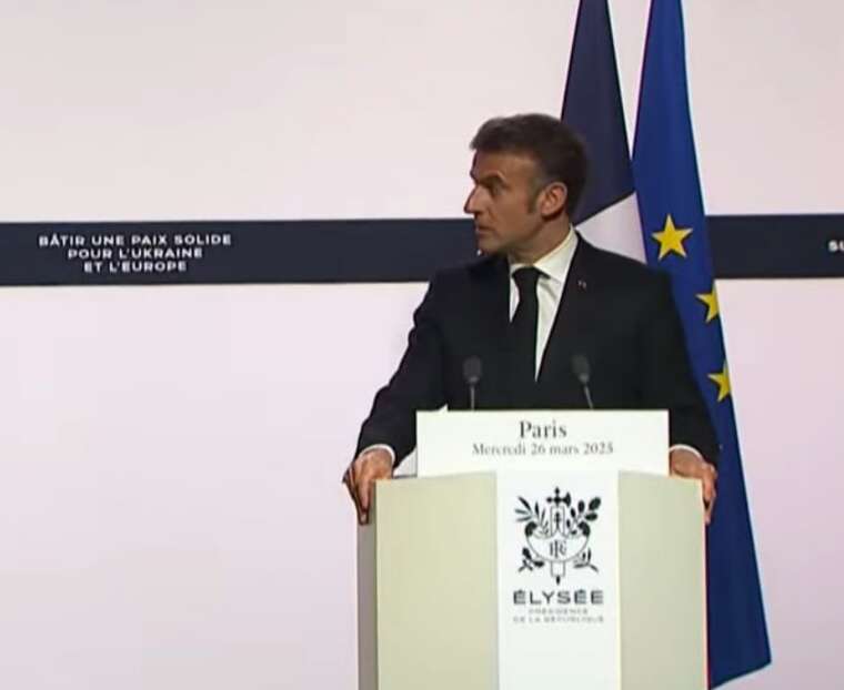 Макрон поддержал инициативы Трампа по завершению войны в Украине