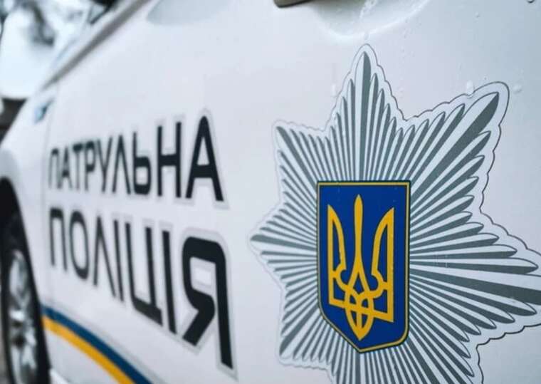 У Києві жінки напали на військового