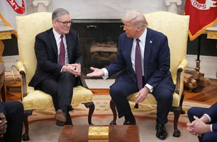 Bloomberg: Стармер и Трамп обсудили Украину и согласились продолжать давление на Путина