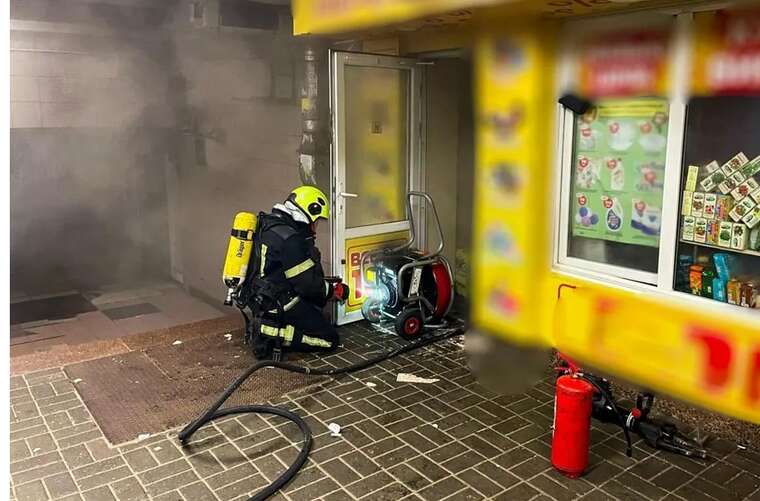 У Святошинському районі Києва сталась пожежа в підземному переході біля станції метро
