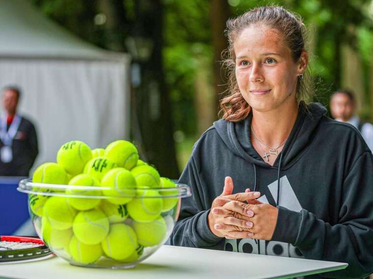 У Росії звинуватили батьків Касаткіної в її рішенні змінити громадянство