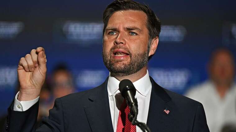 Віцепрезидент США Венс натякнув на можливість використання сили для вирішення питання щодо Гренландії