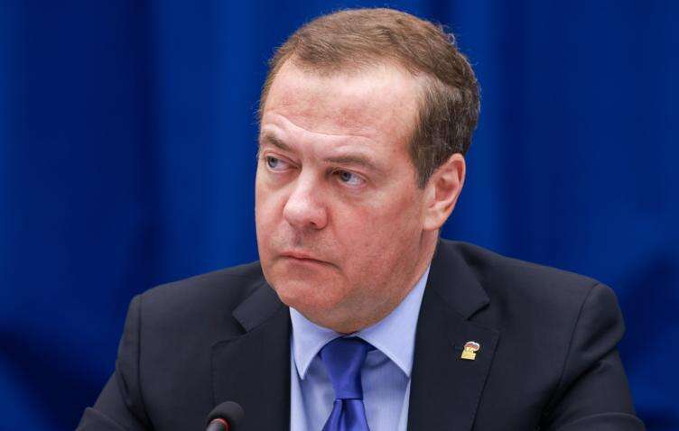 Медведєв знову погрожує Заходу ядерною зброєю, згадавши ракети "Ярс" і "Сармат"