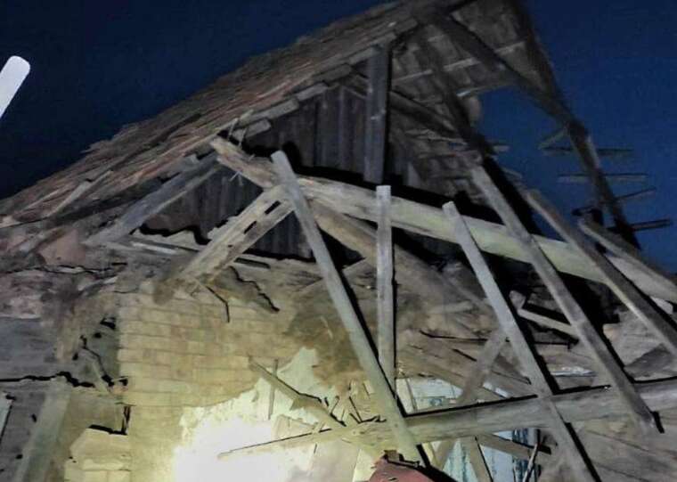 Российская армия атаковала Никополь дронами и обстреливала из артиллерии