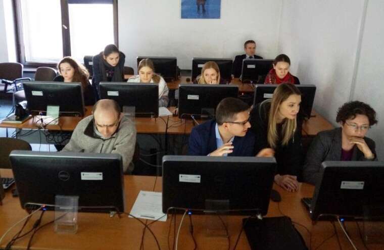 Польща посилює боротьбу з мовою ворожнечі в інтернеті