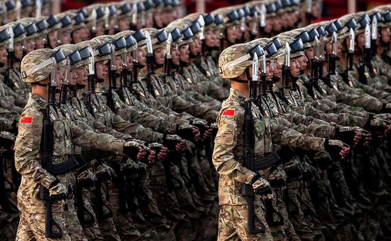 FT: Європа розглядає використання ресурсів НАТО для миротворчої місії в Україні