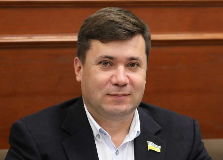 Deputy Minister of Education Andriy Vitrenko is accused of plagiarism and falsification of scientific works