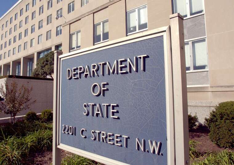 Держдеп США випустив попередження для громадян про ризики подорожей в Україну та Росію