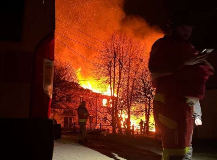 У Харкові після атаки дронів 32 постраждалих, двоє загиблих, ще троє під завалами