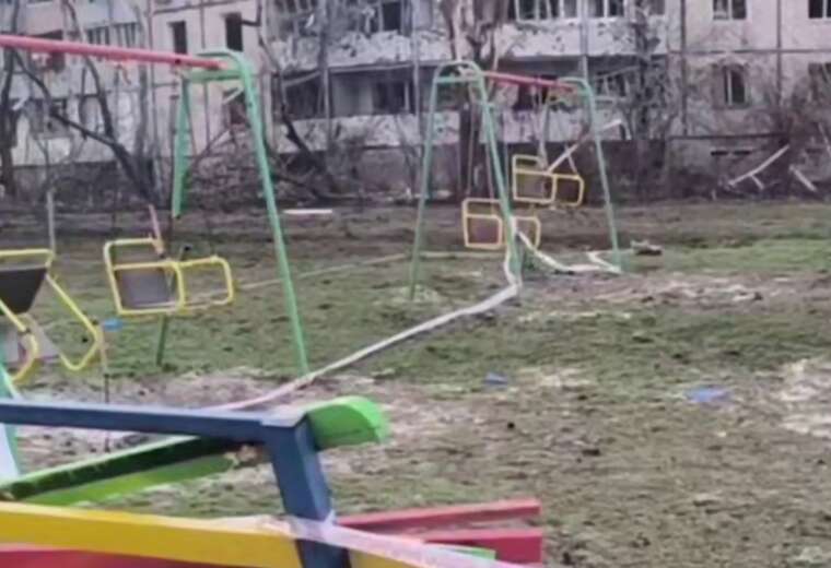 Кривий Ріг після атаки: опубліковано відео з місця трагедії, де загинули 18 людей