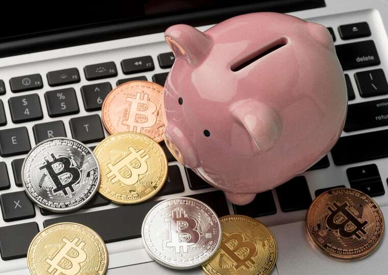 Incomes of Ukrainian officials: how many officials have declared cryptocurrency