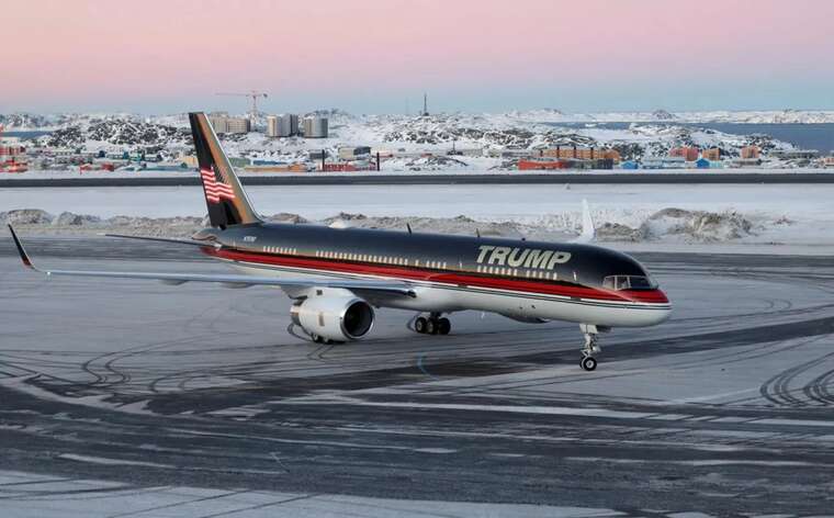 62% американцев против идеи Трампа по контролю над Канадой и Гренландией