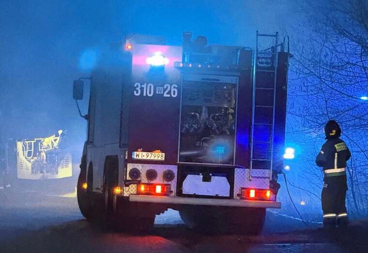 Вночі під Варшавою сталася велика пожежа