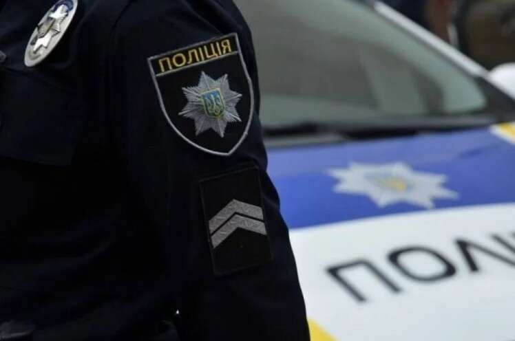 Патрульні перевіряють чоловіків за розшуком по лінії ТЦК під час викликів - адвокат