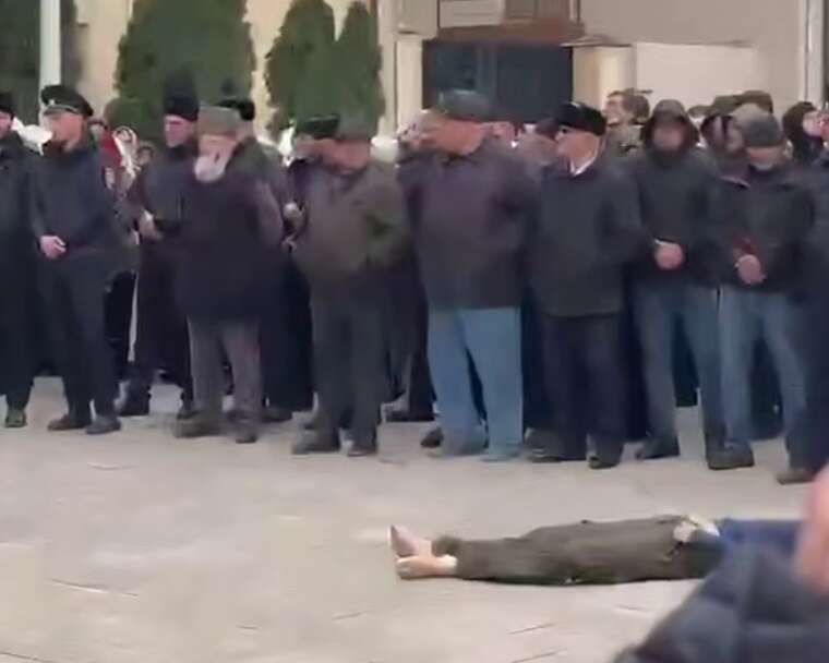 У Чечні за напад на поліцейських вбили 17-річного хлопця, родина стала жертвою репресій