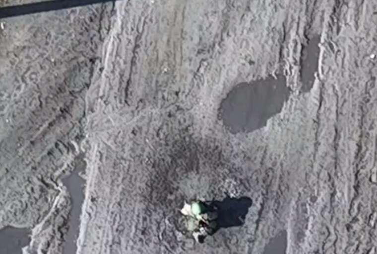 Росіяни своїх нібито «не кидають»: окупант залишив свого товариша стікати кров’ю