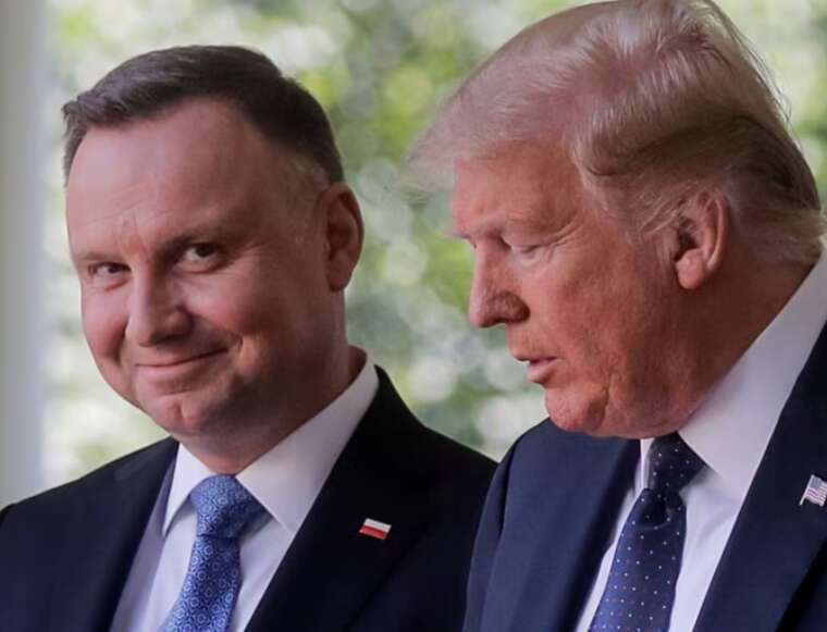 Трамп є найкращим шансом для встановлення миру в Україні, - Дуда