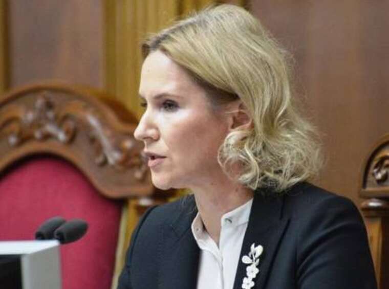 Deputy Speaker of the Verkhovna Rada Olena Kondratyuk "showed off" shoes worth 37 thousand hryvnias