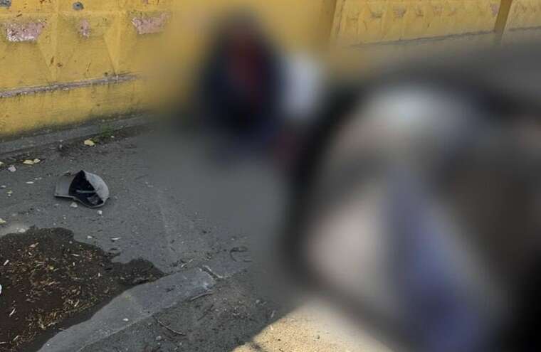 The enemy aviation attacked Kherson: a man was killed, there are injured