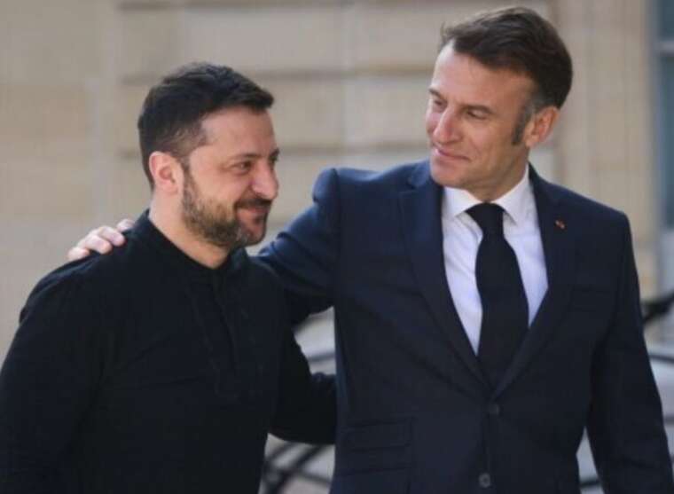 Зеленський уточнив, про що двічі за день розмовляв із Макроном