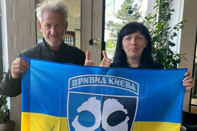 Мати загиблого пілота Андрія Пільщикова (Джуса) зустрілася з Шоном Пенном